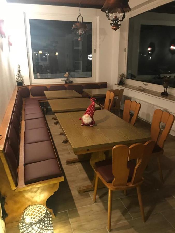 Willa Ferienhaus Astenblick - Ideal Fuer Weihnachtsfeiern Und Familienfeiern Bietet Schlafplaetze Fuer Bis Zu 35 Personen Winterberg Zewnętrze zdjęcie