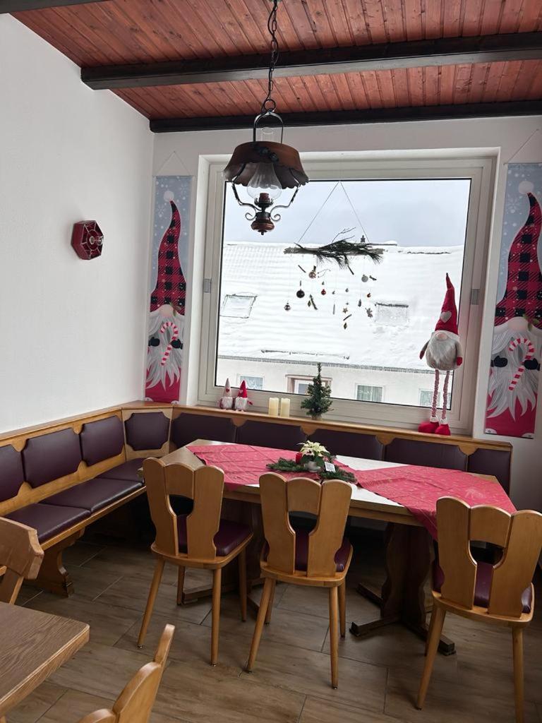 Willa Ferienhaus Astenblick - Ideal Fuer Weihnachtsfeiern Und Familienfeiern Bietet Schlafplaetze Fuer Bis Zu 35 Personen Winterberg Zewnętrze zdjęcie
