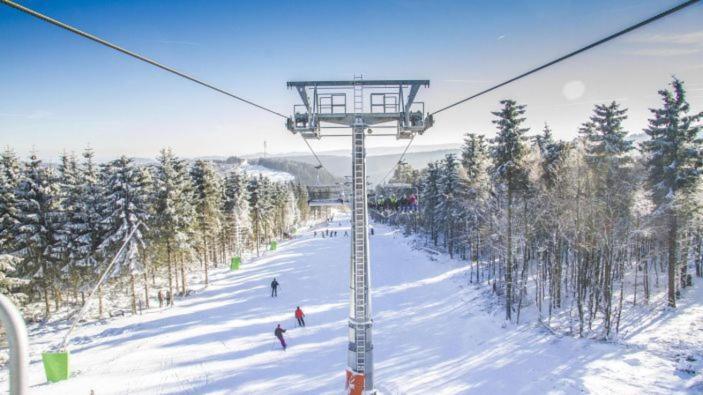 Willa Ferienhaus Astenblick - Ideal Fuer Weihnachtsfeiern Und Familienfeiern Bietet Schlafplaetze Fuer Bis Zu 35 Personen Winterberg Zewnętrze zdjęcie